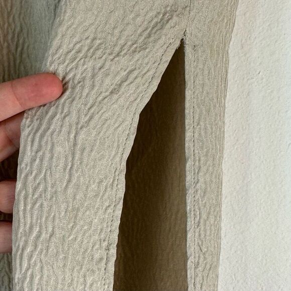 Helmut Lang 100% Silk Textured Midi Maxi Skirt Womens Medium Beige Side Slits - Picture 5 of 11